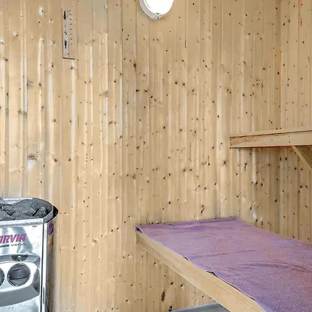 Beautiful In With Kitchen *