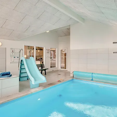 Beautiful In With Kitchen 度假居 *