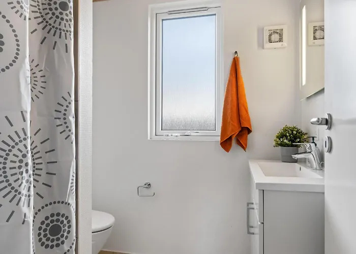 Beautiful In With Kitchen * Ålbæk